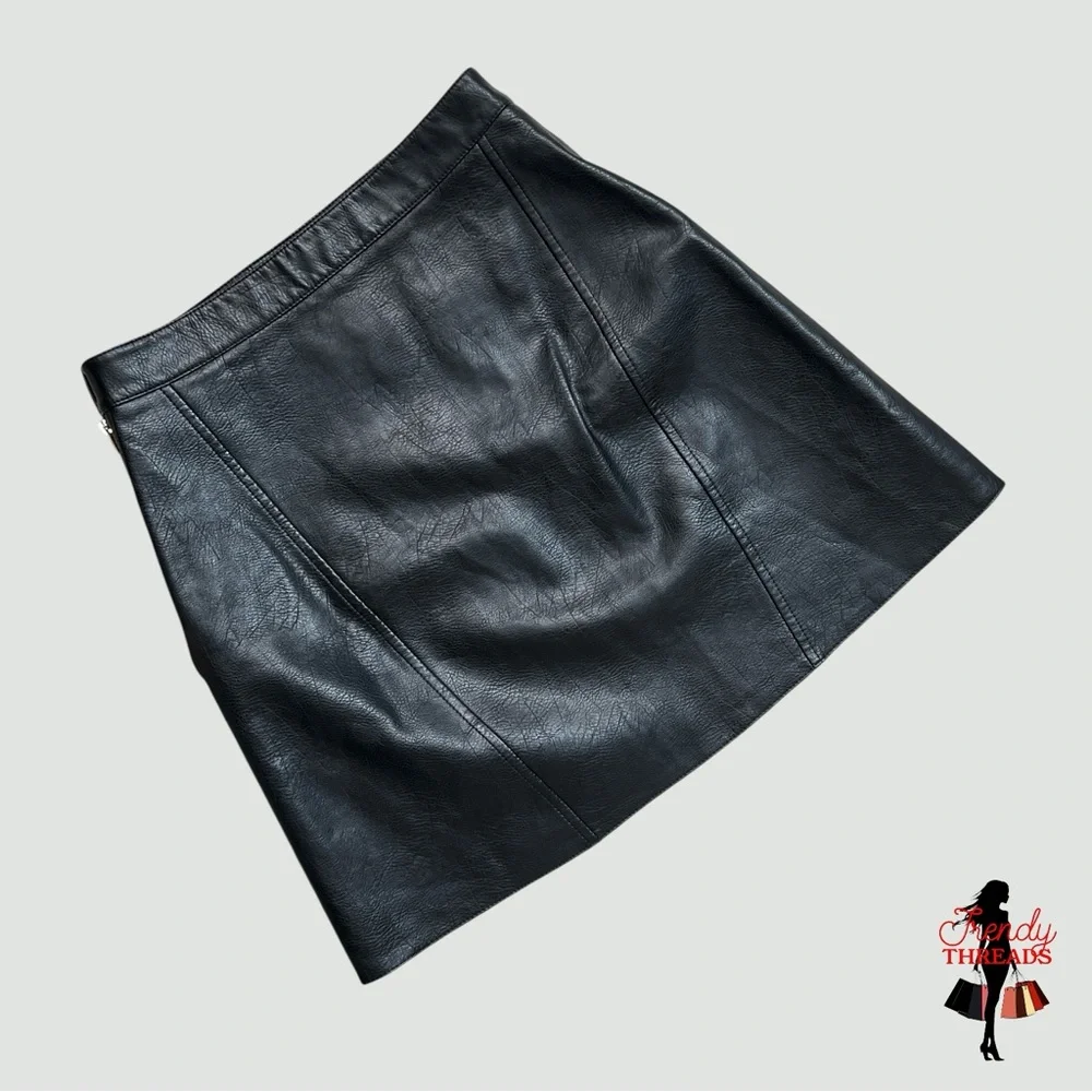 Zara Basic SMALL Faux Leather Black Mini Skirt Classic Gothic Witchy Punk Office - Picture 4 of 11